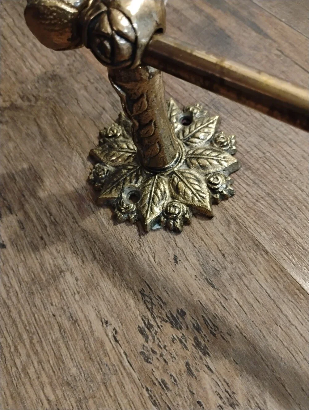 Brass Toilet Tissue Holder Rack